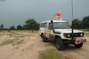 قافلة للصليب الأحمر في السودان