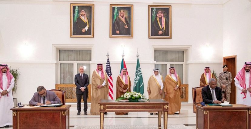 توقيع اتفاق الالتزام بحماية المدنيين بين ممثل الجيش وممثل الدعم السريع مع حضور وزير الخارجية السعودي والأمريكي