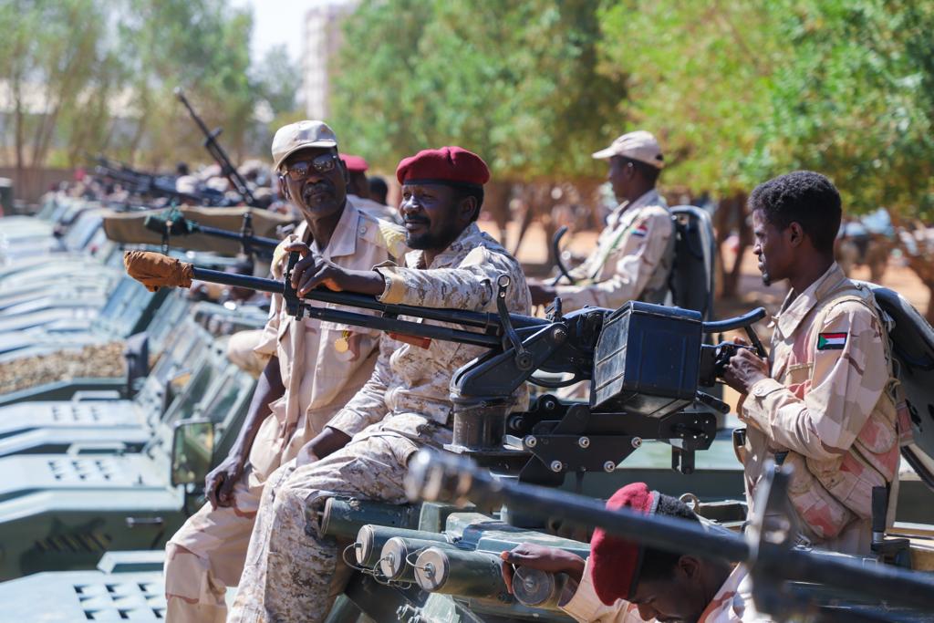 جانب من القوات التي خاطبها قائد ثاني الدعم السريع عبدالرحيم دقلو اليوم في الخرطوم