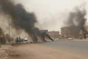 إحراق للإطارات ومتاريس بشارع أفريقيا (الترا سودان)
