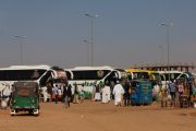 باصات سفرية في سوق أم درمان