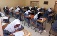 طالبات في جلسة لامتحان الشهادة السودانية 