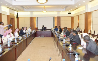 اجتماع الوفد وحكومة إقليم دارفور