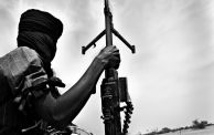 رجل مسلح في دارفور