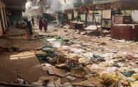 آثار الدمار في الجنينة بولاية غرب دارفور عقب أعمال العنف (Getty)