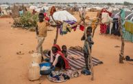 نازحون سودانيون في أحد المعسكرات
