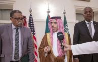 وفدا الجيش السوداني والدعم السريع مع وزير الخارجية السعودي في جدة