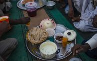 سفرة رمضان السودانية تحوي بجانب الأكلات الحديثة أكلات شعبية سودانية رمضانية