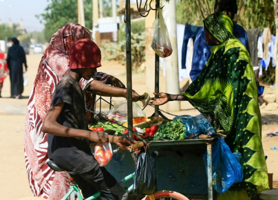 سوق في السودان