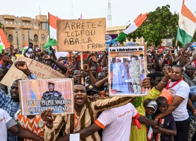 مظاهرات مؤيدة للانقلاب العكسري في النيجر