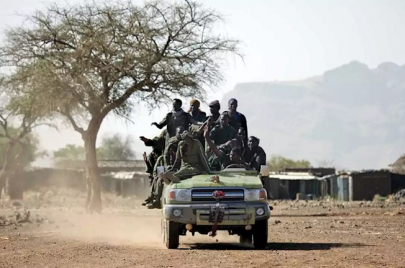 عربة تتبع للجيش في دارفور