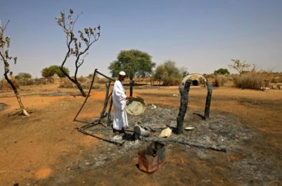قتل العشرات ونزح الآلاف جراء الصراع القبلي في وسط دارفور