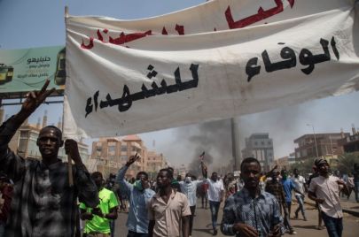 احتجاجات مناهضة للانقلاب العسكري في السودان