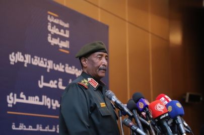 قائد الجيش عبدالفتاح البرهان لدى مخاطبته افتتاح ورشة الإصلاح الأمني والعسكري