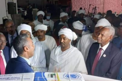 وزير الثروة الحيوانية والسمكية في الاحتفالية التي أقيمت بمطار الخرطوم