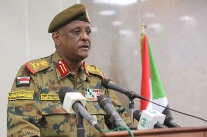 مساعد قائد الجيش السوداني الفريق ياسر العطا