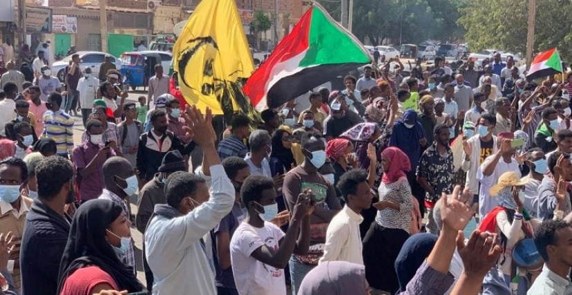 احتجاجات رافضة للانقلاب العسكري في السودان