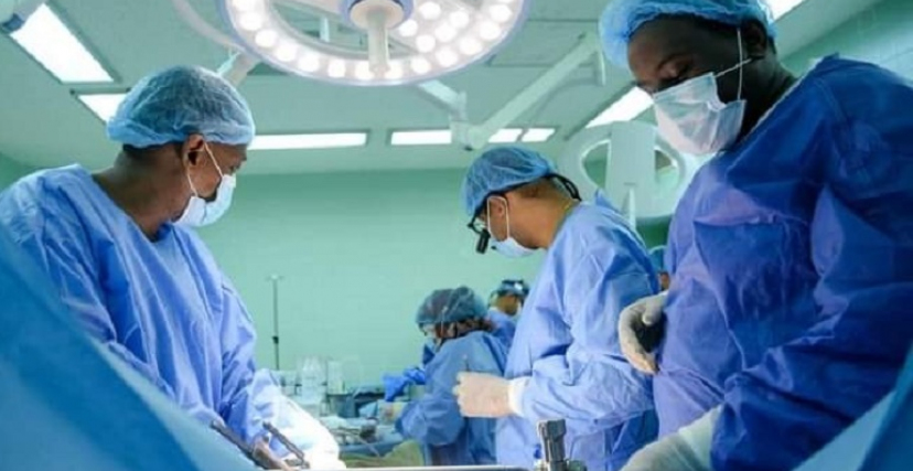 عملية زراعة الكبد بمستشفى ابن سينا بالخرطوم