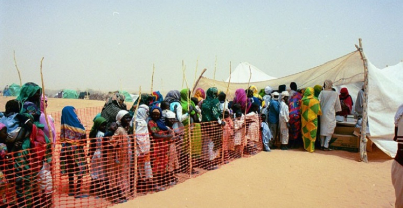 نزح ولجأ الملايين منذ اندلاع الحرب في دارفور في العام 2003 (الأناضول)