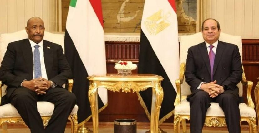 الرئيس المصري ورئيس مجلس السيادة السوداني
