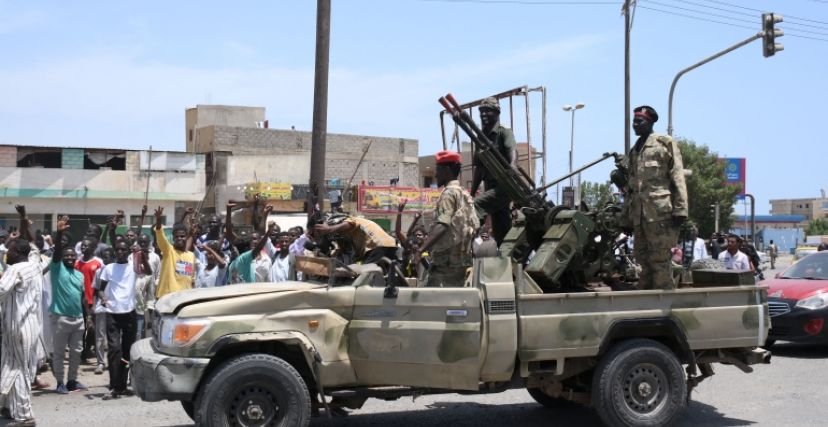 قوة من الجيش خلال اشتباكات مع الدعم السريع في الخرطوم