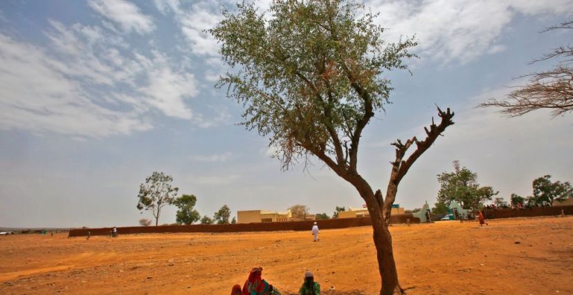 تعاني النساء في إقليم دارفور والمناطق التي تشهد اشتباكات في العاصمة والولايات ظروف بالغة التعقيد (Getty)