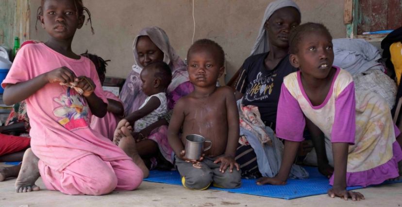 أطفال نازحون جراء الحرب في السودان
