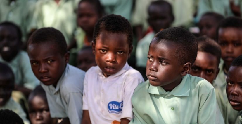 أطفال في إحدى مدارس السودان