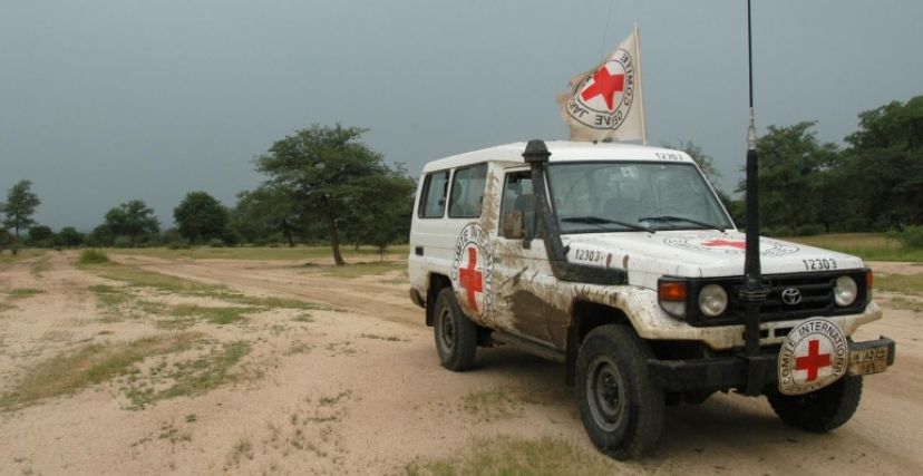 قافلة للصليب الأحمر في السودان
