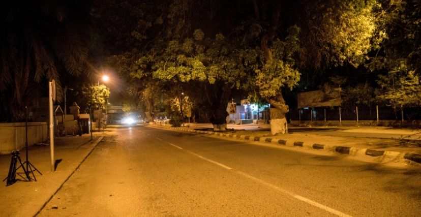 حظر تجول في السودان - شارع خالي ليلًا